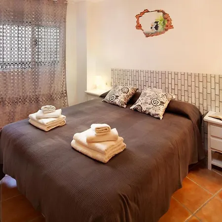 Warm Near The Beach In La Carihuela A Daire